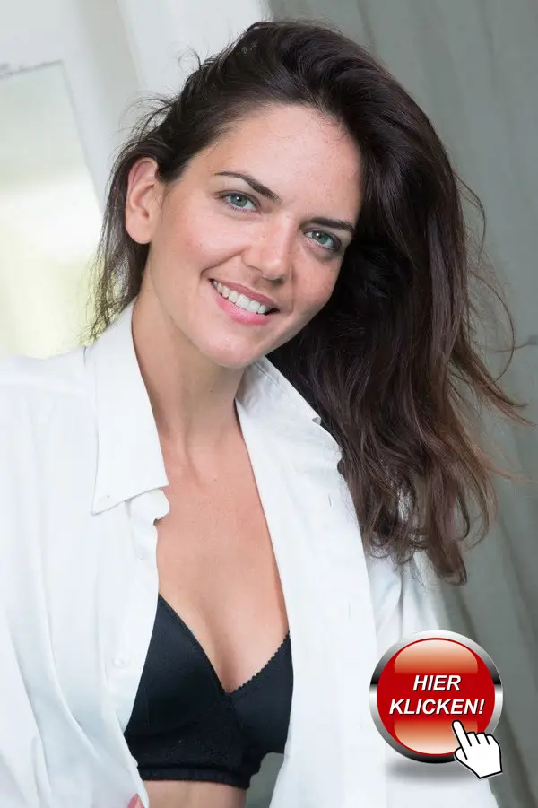 Hübsche Blondine Luise aus Leer ist total versaut